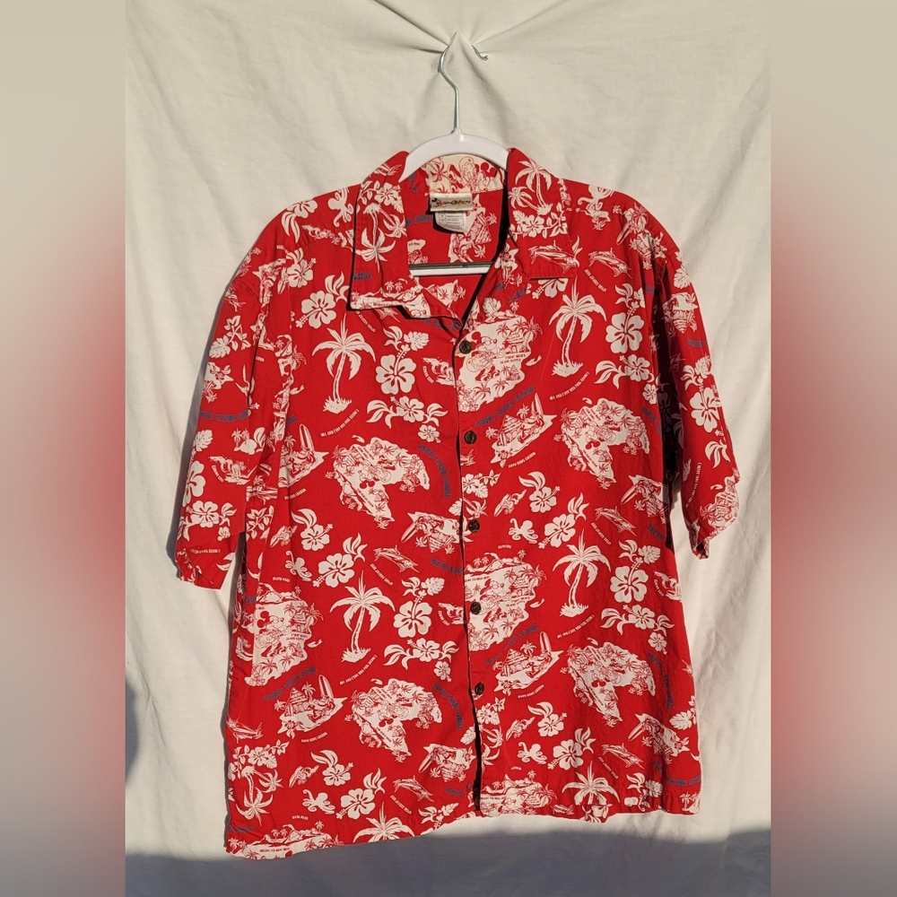 Disneyland Resort Trader Micks Surf Island Mickey Mouse Hawaiian Aloha Shirt